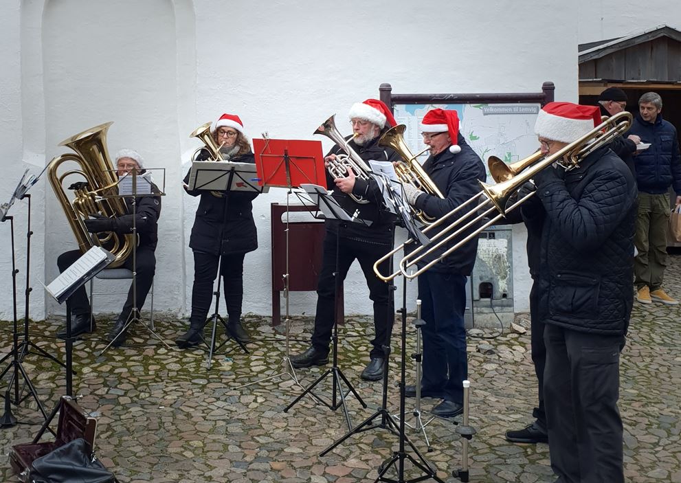 Julemusik i Lemvig Gågade - Lemvig Amatørorkester (1)