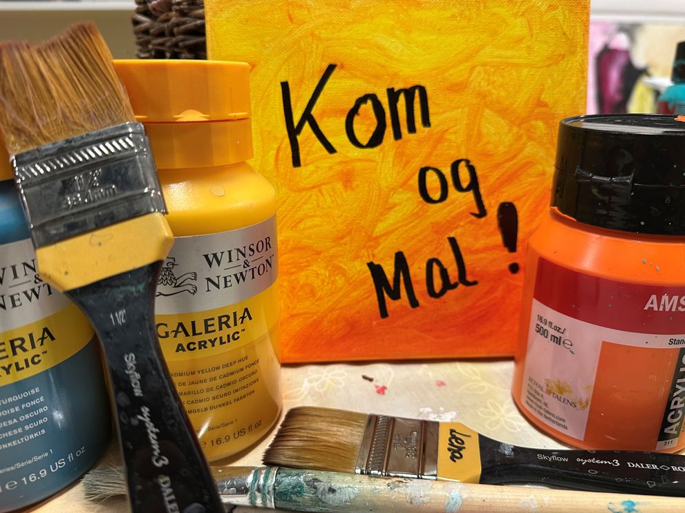 Mal på lærred hos KUNST Lidenlund