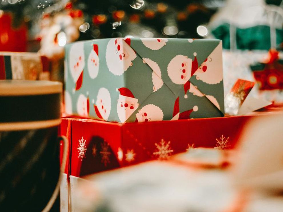Træd ind i julemandens værksted