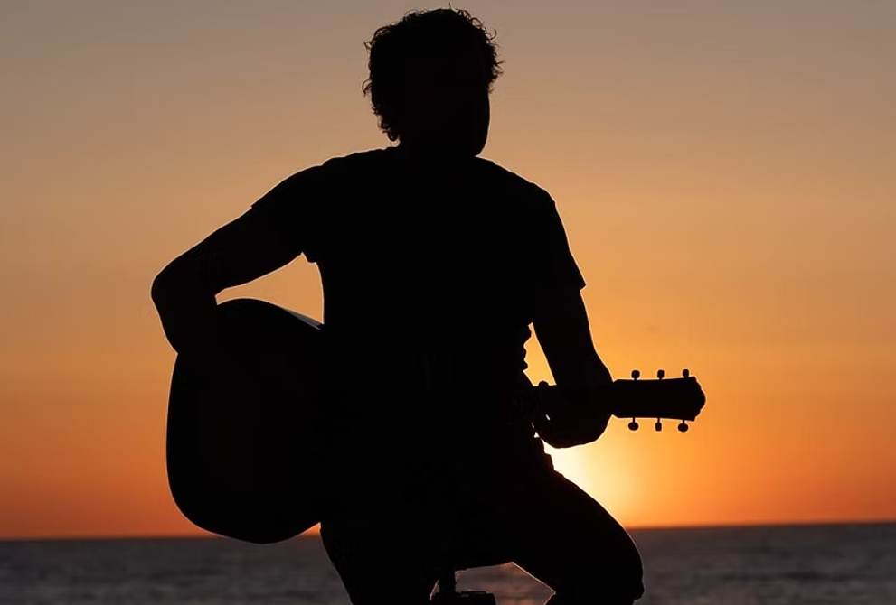 Koncert pinselørdag med Lars Gylden i NotFarAway